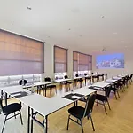 J5 Helvetie & La Brasserie Hotel Montreux