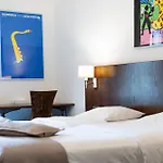 Ξενοδοχείο J5 Helvetie & La Brasserie 3*