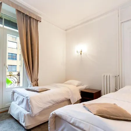 Otel J5 Helvetie & La Brasserie Montrö