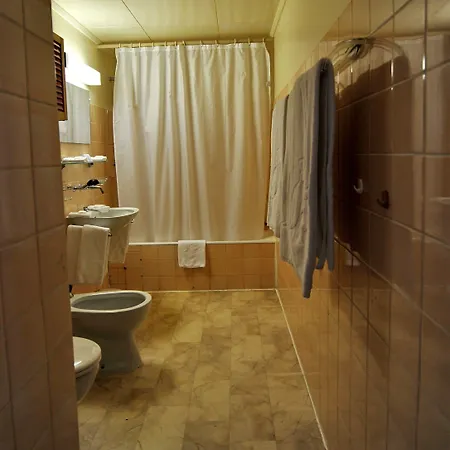 J5 Helvetie & La Brasserie 3*