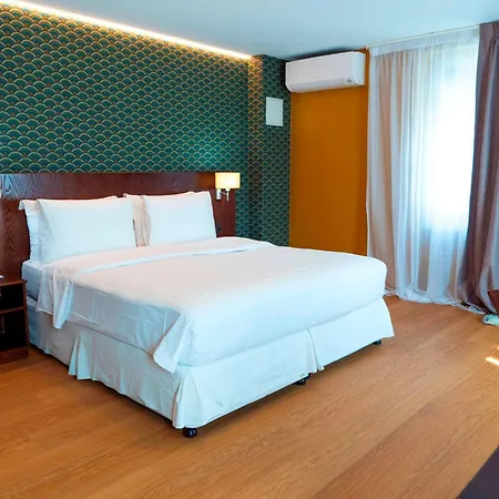 J5 Helvetie&la Brasserie 3* Montreux