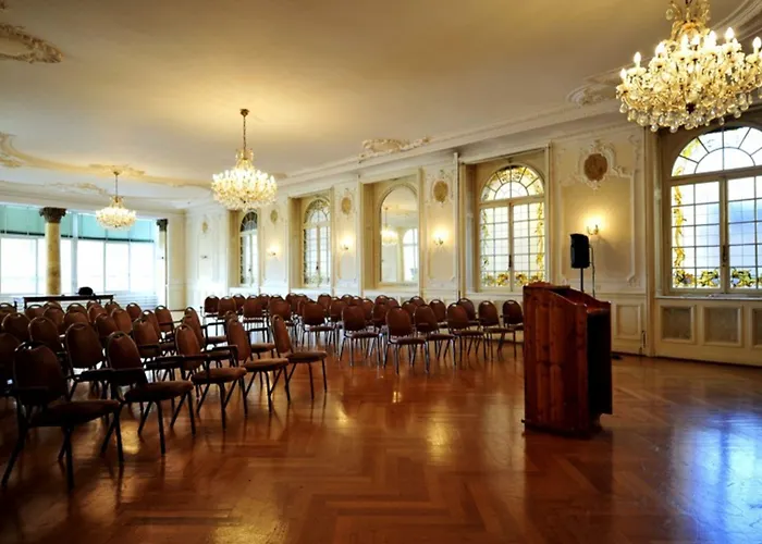 Hotel J5 Helvetie & La Brasserie Montreux