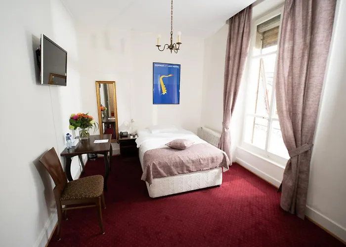 J5 Helvetie & La Brasserie Hotel Montreux