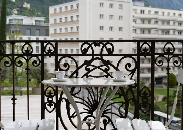 Hotel J5 Helvetie & La Brasserie 3*