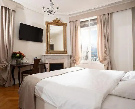 J5 Helvetie & La Brasserie 3* Μοντρέ
