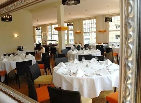 Ξενοδοχείο J5 Helvetie & La Brasserie