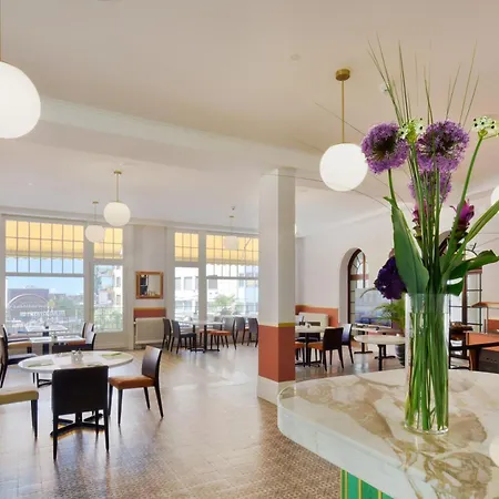 J5 Helvetie & La Brasserie Μοντρέ