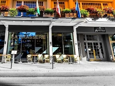 J5 Helvetie & La Brasserie 3* Μοντρέ