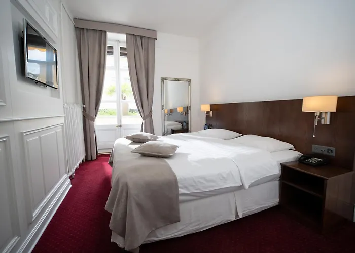 Hotel J5 Helvetie & La Brasserie 3*